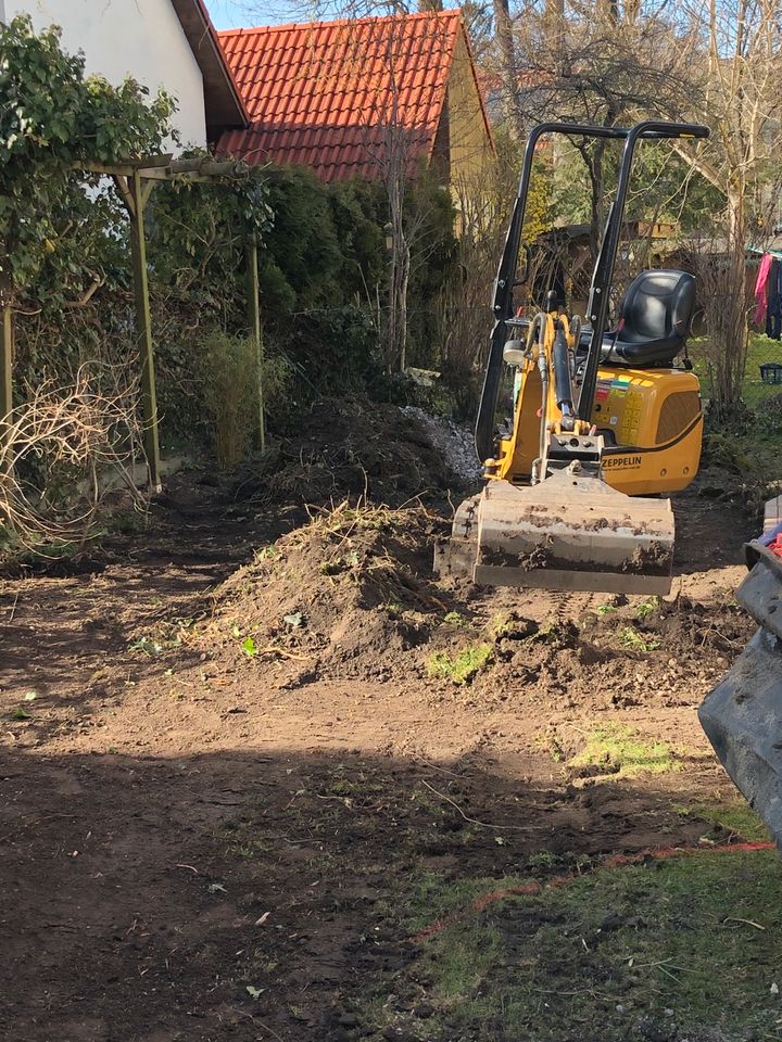 Baggerarbeiten,Gartenbau,Erdbau,Garten,Aushub,Bagger,Gärtner in München