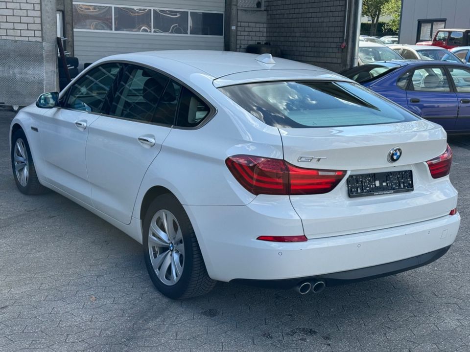 BMW 530 GT xDrive  - Leder - Navi - Xenon - Kamera in Bornheim