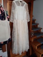 Altes Brautkleid 50er oder älter,Spitze Tüll v. Näherin gefertigt Rheinland-Pfalz - Lustadt Vorschau