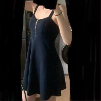 ✨ NEU Kleid mit goldenen Reisverschluss & Polster - Elegant sexy✨ Berlin - Reinickendorf Vorschau