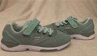 C 7.6 FILA Sportschuhe / Turnschuhe Gr.35 Brandenburg - Oberkrämer Vorschau