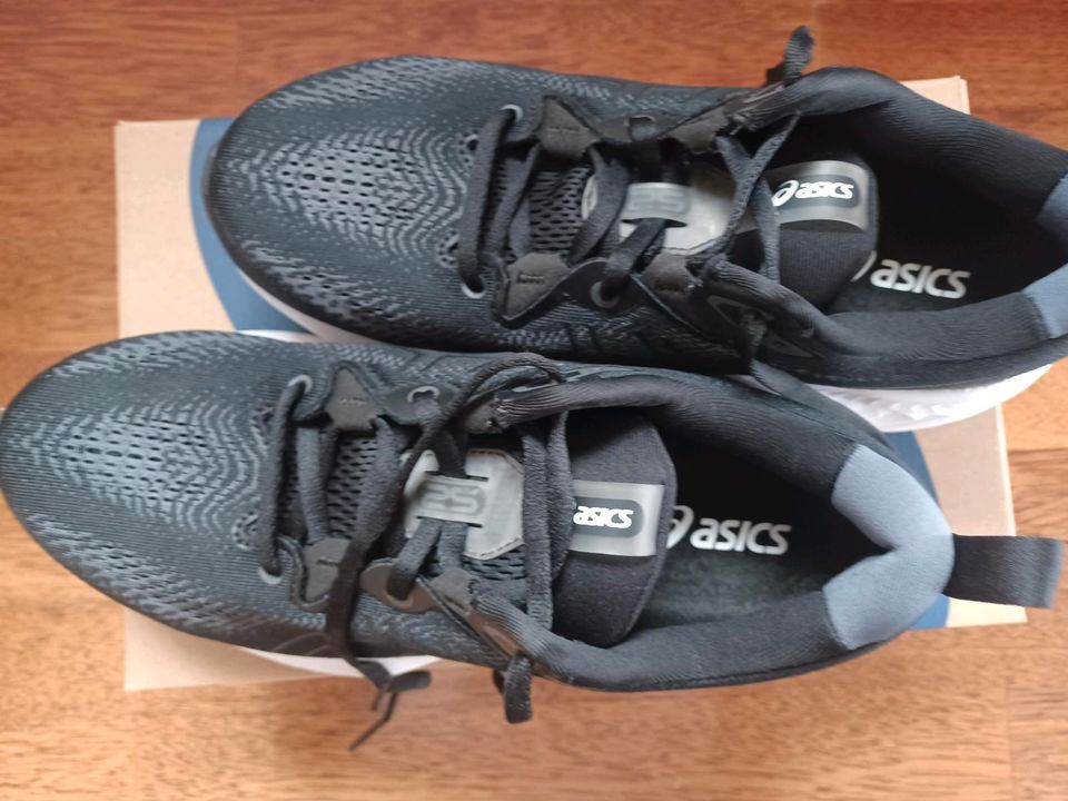 Asics Gel Cumulus 25 Gr. 42 / Gr. 10 in Krautheim