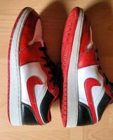 Nike Air Jordan weiß schwarz rot Gr. 40 Baden-Württemberg - Appenweier Vorschau