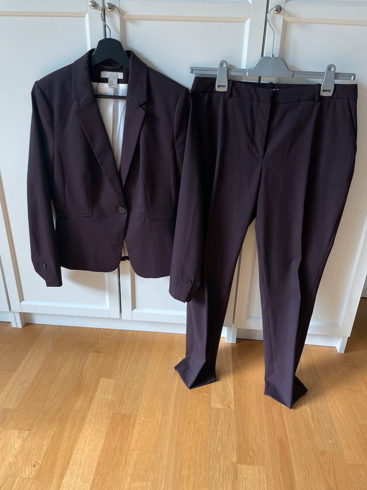 H&M Hosenanzug / Blazer und Hose / Anzug Gr. 40 in Hannover