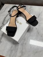 NEU: DIOR Riemchensandalen schwarz Größe 39 Baden-Württemberg - Ludwigsburg Vorschau