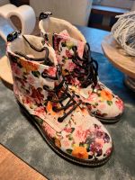 Stiefel Herbst NEU Blumen Nordrhein-Westfalen - Nideggen / Düren Vorschau