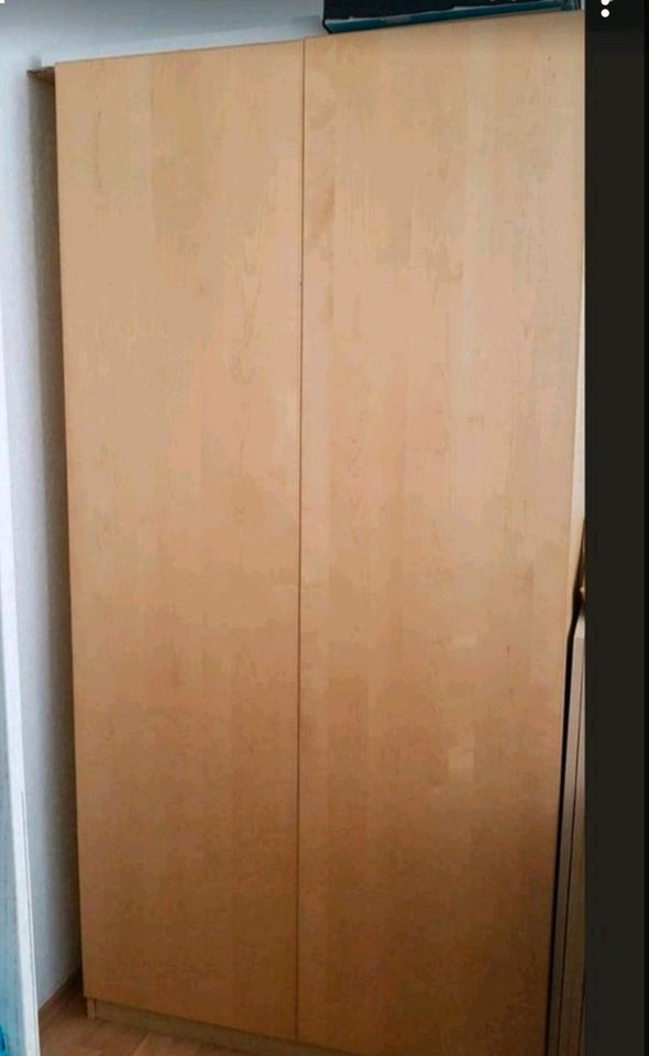 Ikea Schrank  Böden in Waiblingen