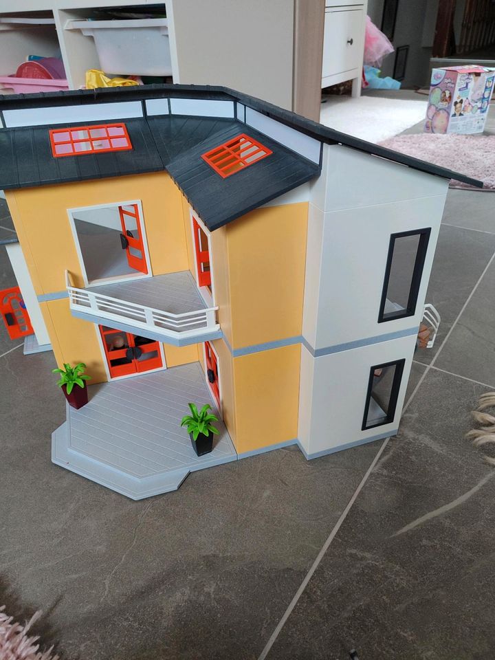 Playmobil Haus mit viel Zubehör in Lünen