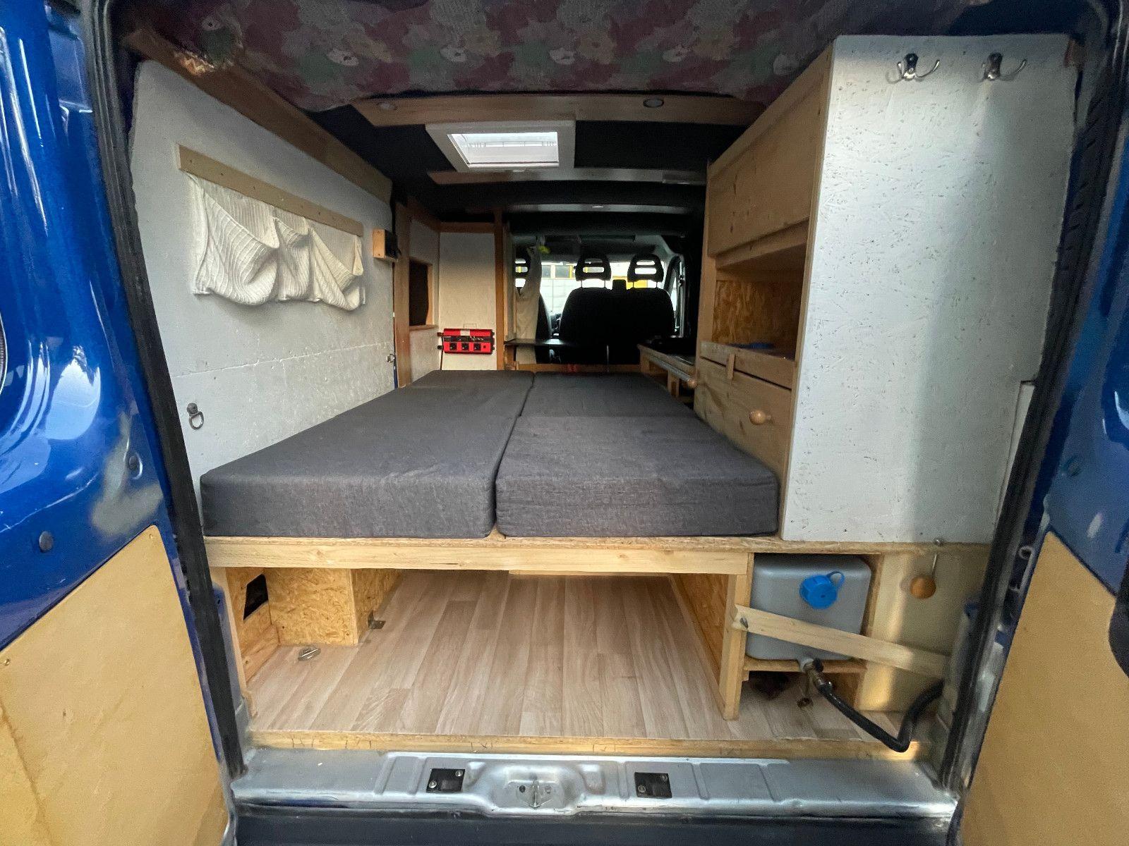 Abbildung des Autos Peugeot 2.2 Lang,Camper&…