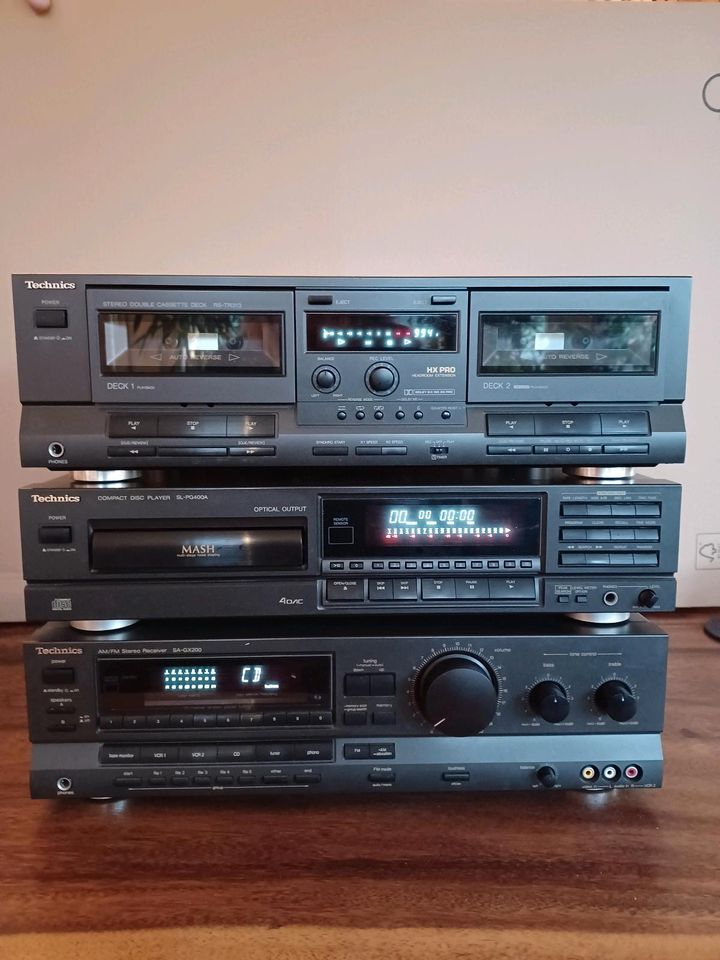 Technics Stereoanlage Verstärker CD-Player Doppelkasettendeck in Diepholz