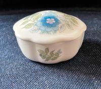 Wedgwood Porzellan Trinketbox, Pillendose, Dose Berlin - Spandau Vorschau