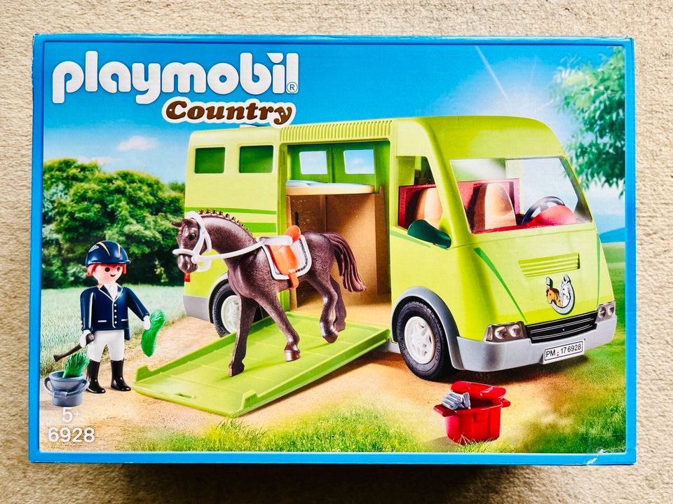 PLAYMOBIL Country 6928 Pferdetransporter in Neu-Isenburg