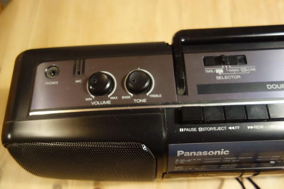 PANASONIC RX-FT 500 ** VINTAGE ** SEHR GUT ERHALTEN ** in Dannenberg (Elbe)