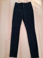 NEU High Waist Jeans Schwarz Größe 34 Niedersachsen - Burgdorf Vorschau