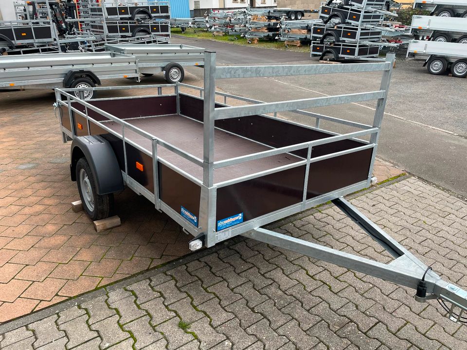 PKW Anhänger Kastenanhänger Tieflader 300x151x42cm 750kg Robust in Monzingen