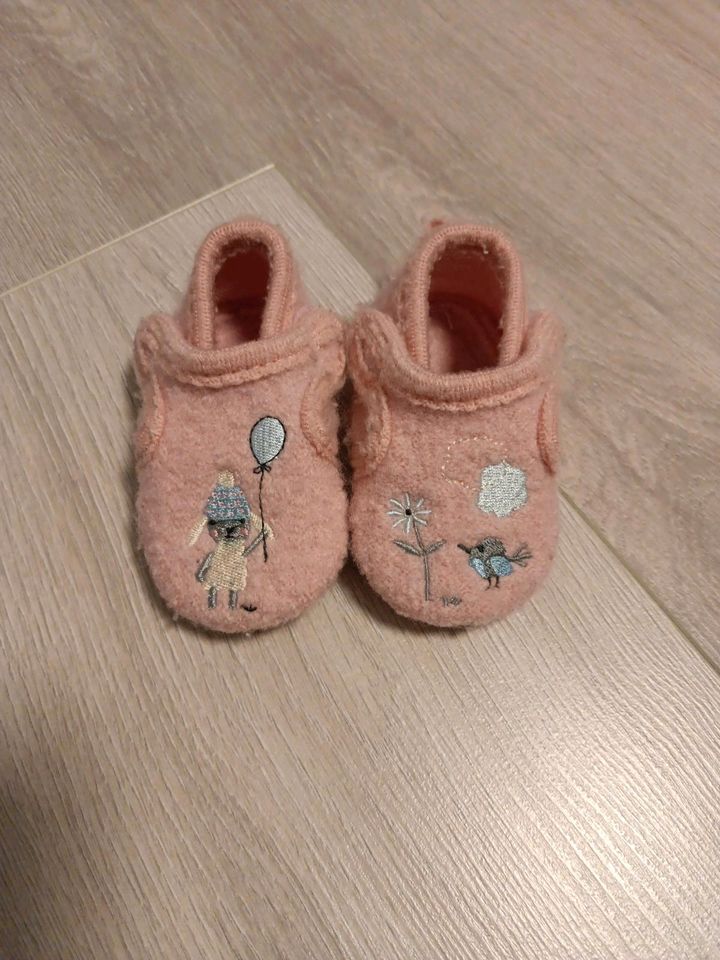 Baby-Schuhe von Sterntaler in Größe 17/18 in Hamburg