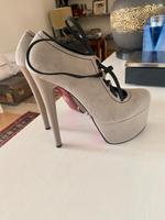 Designer Paris grau Heels rote Sohle NEU etiketten (€550) Frankfurt am Main - Gutleutviertel Vorschau