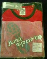 T-Shirt Adidas Just Sports Gr. M / Gr. 40 *NEU & OVP* Rot/Schwarz Nordrhein-Westfalen - Troisdorf Vorschau