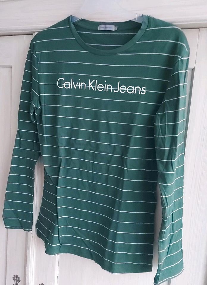 Calvin Klein Langarmshirt Gr. S neuwertig in Bad Salzuflen