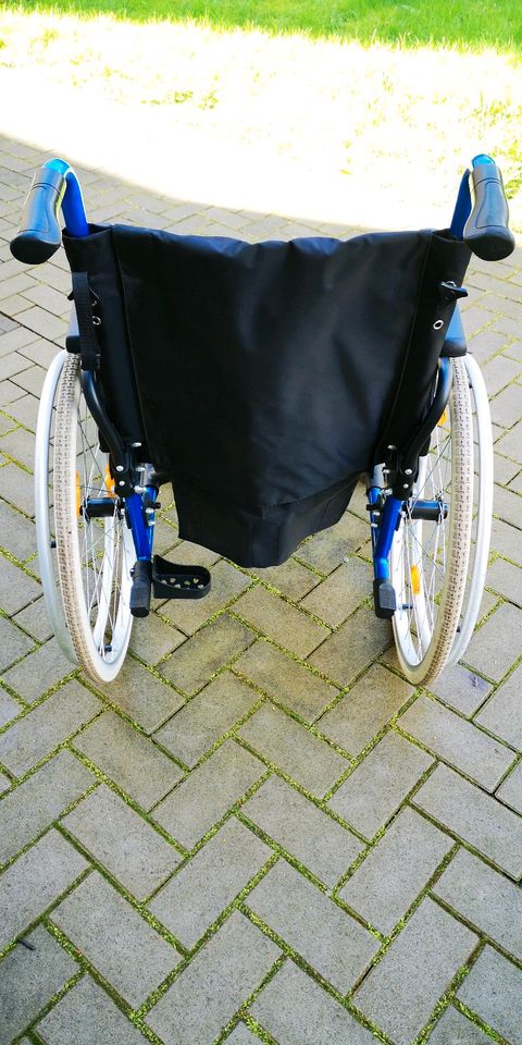 Leichter Rollstuhl Vermeiren in Brandenburg an der Havel