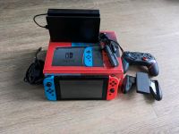 Nintendo Switch mit Garantie + Spiele(u.a. Mario Kart) + Zubehör Berlin - Schöneberg Vorschau