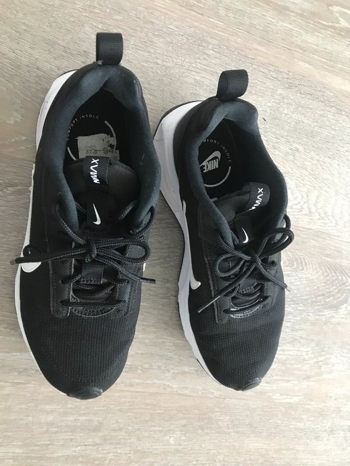 NIKE Air Max  Sneaker Damen in Griesheim