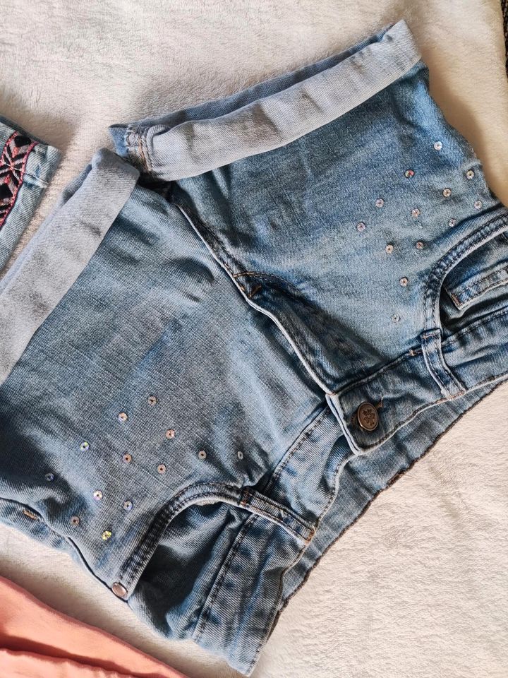 3 Jeans Shorts, 140/146 in Zethau