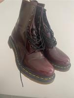 Dr. Martens, vegan 1460 - cherry red - EU 41 Bayern - Augsburg Vorschau
