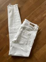 PIECES schmale Jeans weiß Gr. S TOP WIE NEU Niedersachsen - Hemmingen Vorschau
