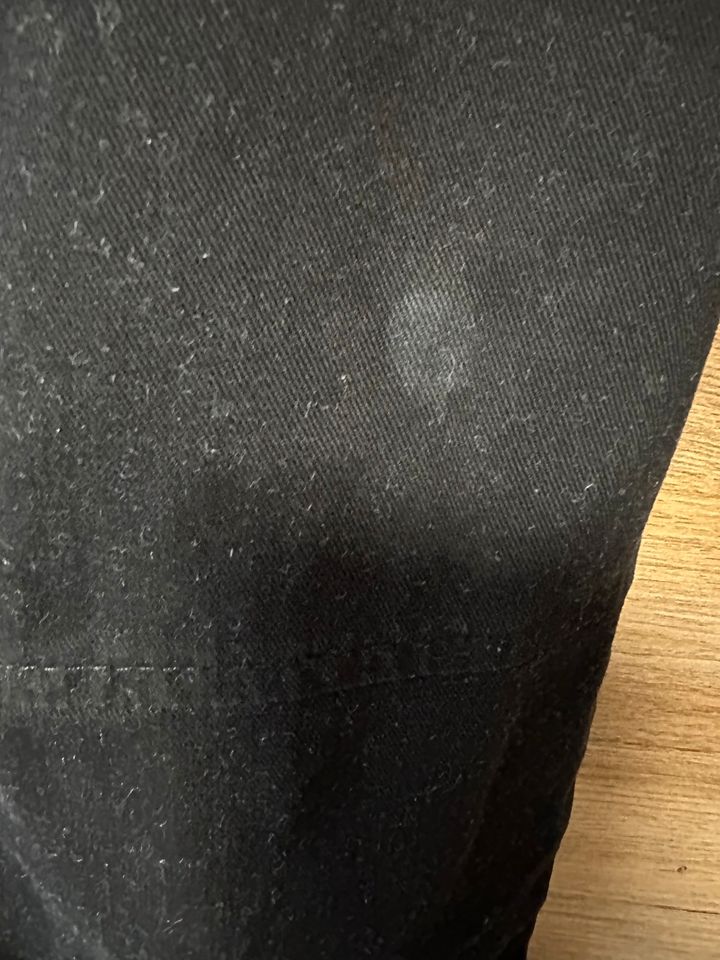 Schwarze cargohose von bershka cargopants in Lohmar