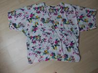 Damenbluse, weiß mit Blumen, Gr. M Hessen - Beselich Vorschau