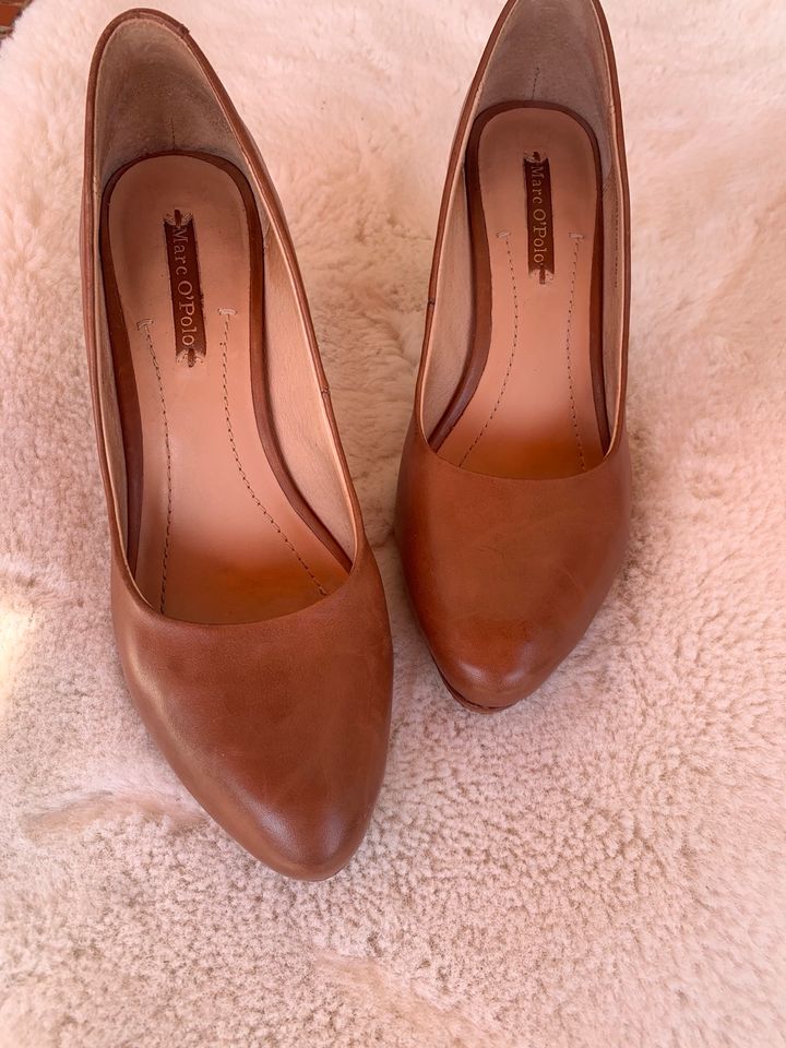 38 Marco Polo Cognac Pumps high heels Gr. 5 in Lohmar