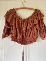 H&M sehr schönes kurzes Carmen Oberteil Bluse Gr. 44 Rheinland-Pfalz - Lahnstein Vorschau