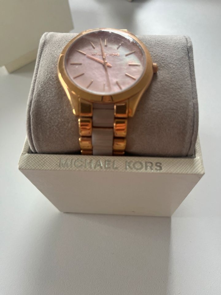 Damenuhr Michael Kors Rose in Troisdorf