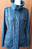 Tommy Hilfiger Übergangsjacke Gr. 40 Bremen-Mitte - Bremen Altstadt Vorschau