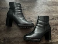 Högl Plateau Stiefeletten NP200€ Leder Boots Stiefel Niedersachsen - Hildesheim Vorschau