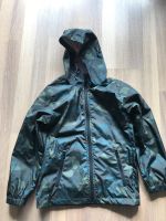 OVS Camouflage waterproof Jacke Sommerjacke Windjacke Gr.134/140 Stuttgart - Möhringen Vorschau