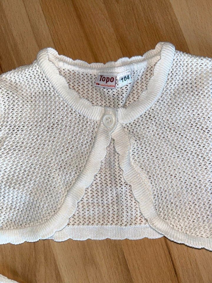 Neu Topo Bolero Strickjacke Gr.98 Gr.104 NP: je 24,99€ in Etzbach