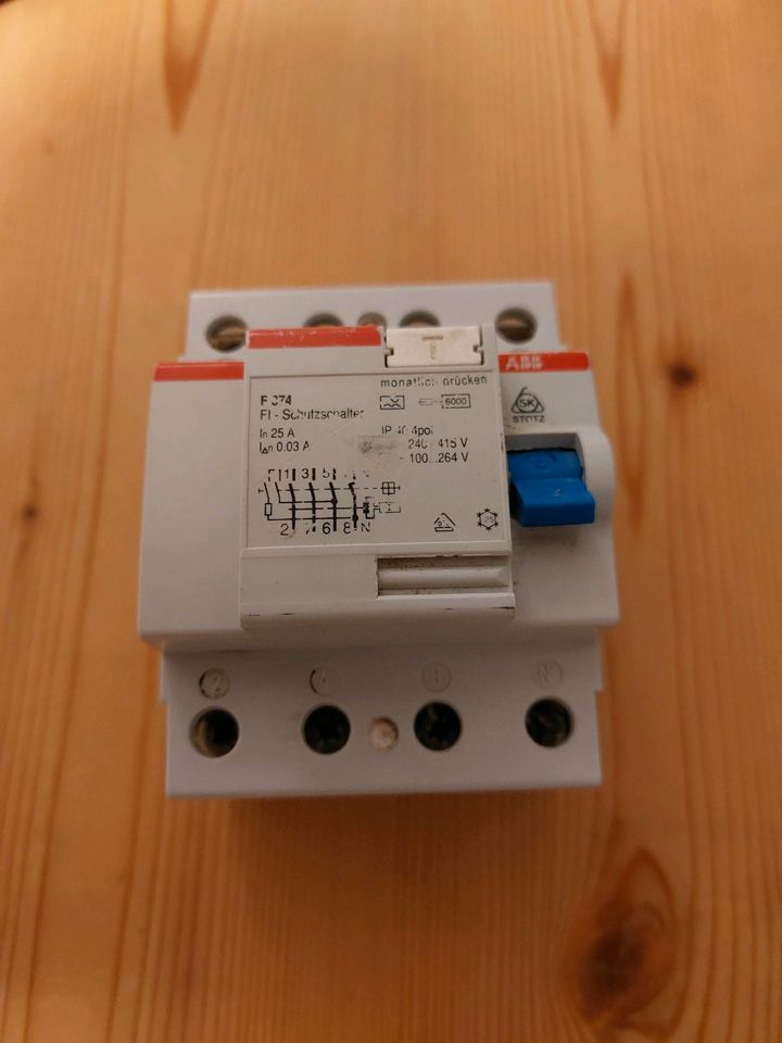 ABB RCD FI-Schalter 40A / 30mA in Eching (Kr Freising)