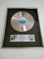 HUEY LEWIS AND THE NEWS "SPORTS" PLATINUM SALES AWARD 1983 Nordrhein-Westfalen - Kaarst Vorschau