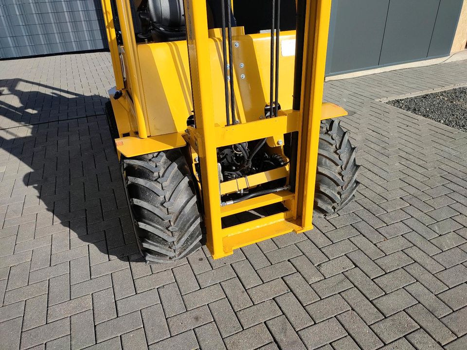 Geländestapler Eurotrac Agri 12 Kubota Motor 1,4 ton Hubkraft in Auderath