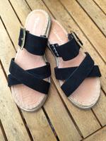 Neu! Sandalette Pantolette Tamaris Leder Gr.39 / 6 Nordrhein-Westfalen - Mettmann Vorschau