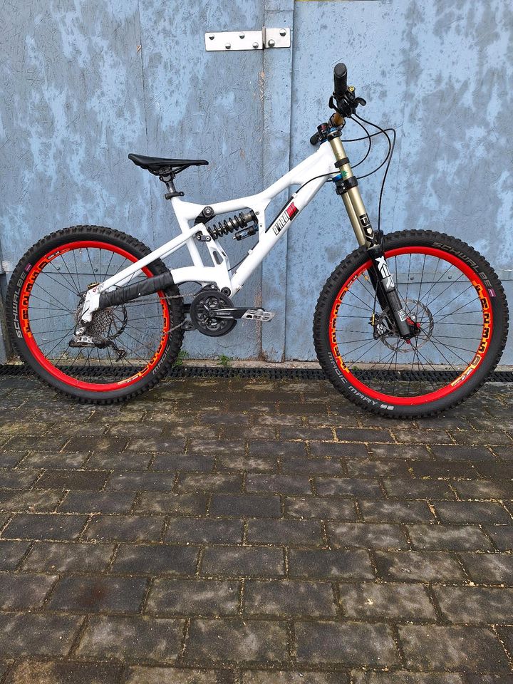 Cannondale Perp Downhill,Freeride 26 Zoll Räder in Haslach im Kinzigtal
