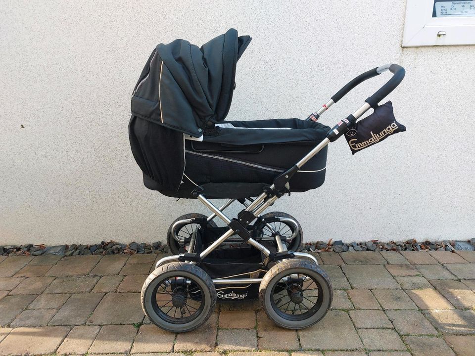 Kinderwagen emmaljunga schwarz luftreifen Type S in Groß Köris