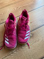 Adidas Mädchen Turnschuhe Hallenschuhe Gr. 38 Thüringen - Wutha-Farnroda Vorschau