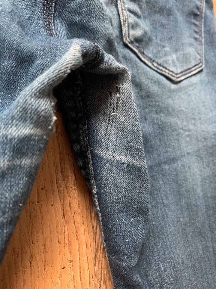 Dunkelblaue Slim Jeans von Blue Effect Größe 146 in Uetze