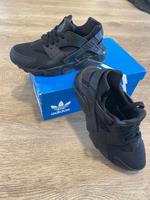 Adidas Huarache Tripple Black Gr 35,5 wie NEU Sneakers Bayern - Aschaffenburg Vorschau