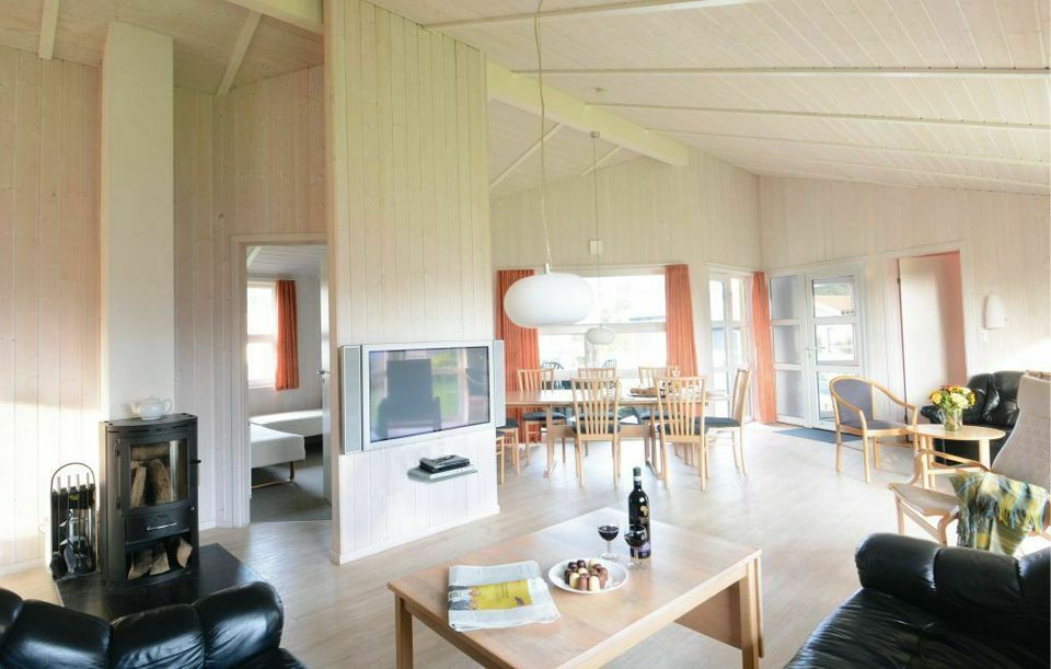 Ferienhaus in Schönhagen (Ostsee) für 11 Personen + 2 Hunde in Winnemark