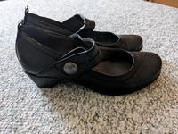 Schuhe mit kleinem Absatz Größe 37 Thüringen - Apolda Vorschau