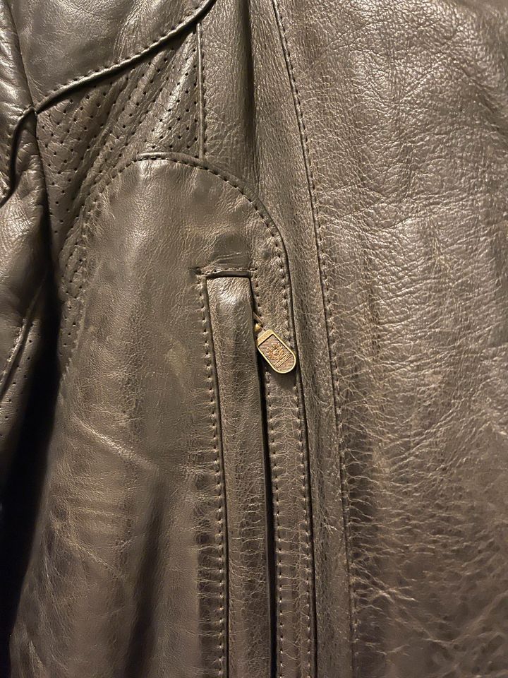 Belstaff Damen Lederjacke schwarz in Lottstetten